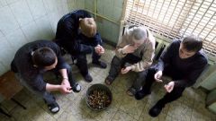 фото с сайта http://rapsinews.ruРасследование в Новочебоксарске: четверо подростков за ночь совершили по 14 преступлений каждый попытка угона Подросток и закон детская преступность воровство 