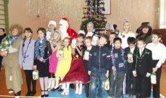 DSCF0848.jpgВ Новочебоксарской специальной (коррекционной) школе прошла благотворительная акция Новый год-2013 Благотворительность 