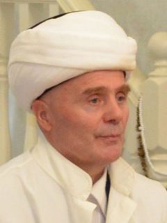 Минкадир РЕЗЯПОВ, председатель мусульманского прихода Новочебоксарска, имам городской мечетиПример для подражания День отца 