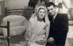 Фото из семейного альбома ПетриХотелось бы и на жизнь правнуков посмотреть Бриллиантовая свадьба 