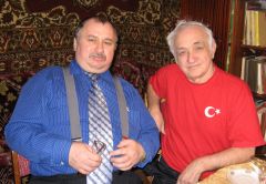 Юрий Александрович Просвирнов с сыном Александром. 2008 год.Я до сих пор его с работы жду… День отца 