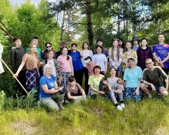 Участники экспедицииЧебоксарская ГЭС помогла экспедиции юннатов «Школа дикой природы»
