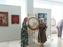 Открылась выставка к 30-летнему юбилею Союза чувашских художников