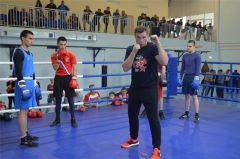Григорий Дрозд провел мастер-класс для юных боксеров Чувашии бокс 