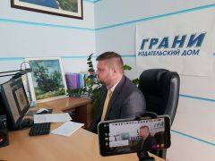 Олег Николаев ответил на десятки вопросов СМИ Чувашии Врио Главы Чувашии Олег Николаев 