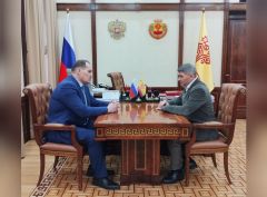 Глава администрации Шумерли Валерий Шигашев решил уйти с должности
