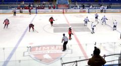 Олег Николаев посетил хоккейный матч Первенства НМХЛ "Сокол" - "Рязань-ВДВ"