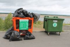 В Чебоксарах установили контейнеры для раздельного сбора мусора