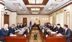 Михаил Игнатьев: плановая работа по противодействию коррупции направлена на защиту интересов государства
