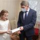 По поручению Президента России Глава Чувашии поздравил 9-летнюю чебоксарку