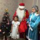 Дедушка Мороз со Снегурочкой поздравили детей-сирот с наступающим Новым годом